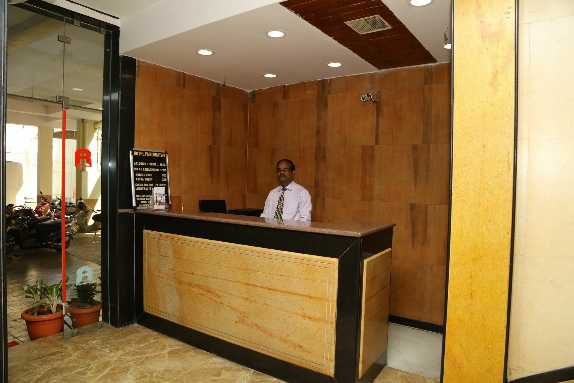 Hotel Panchratan Hyderabad Luaran gambar